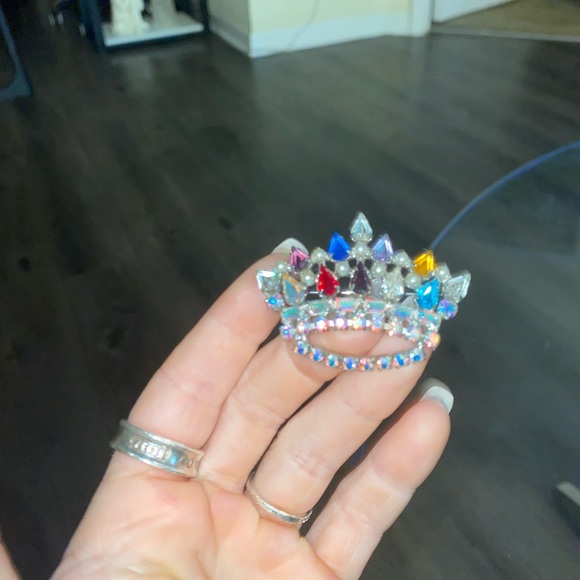 VTG B. David Silver Tone Rhinestone & Faux Pearl Family Crown BROOCH - Picture 2 of 7